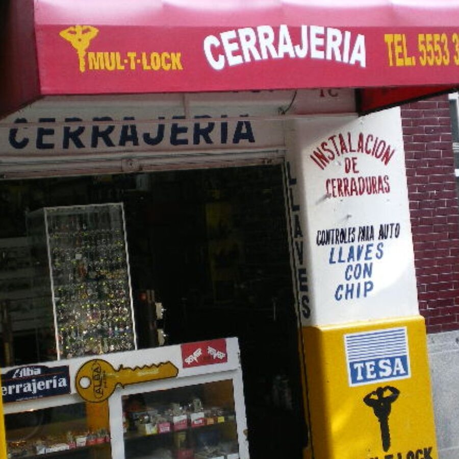 cerrajeria la 30 e s