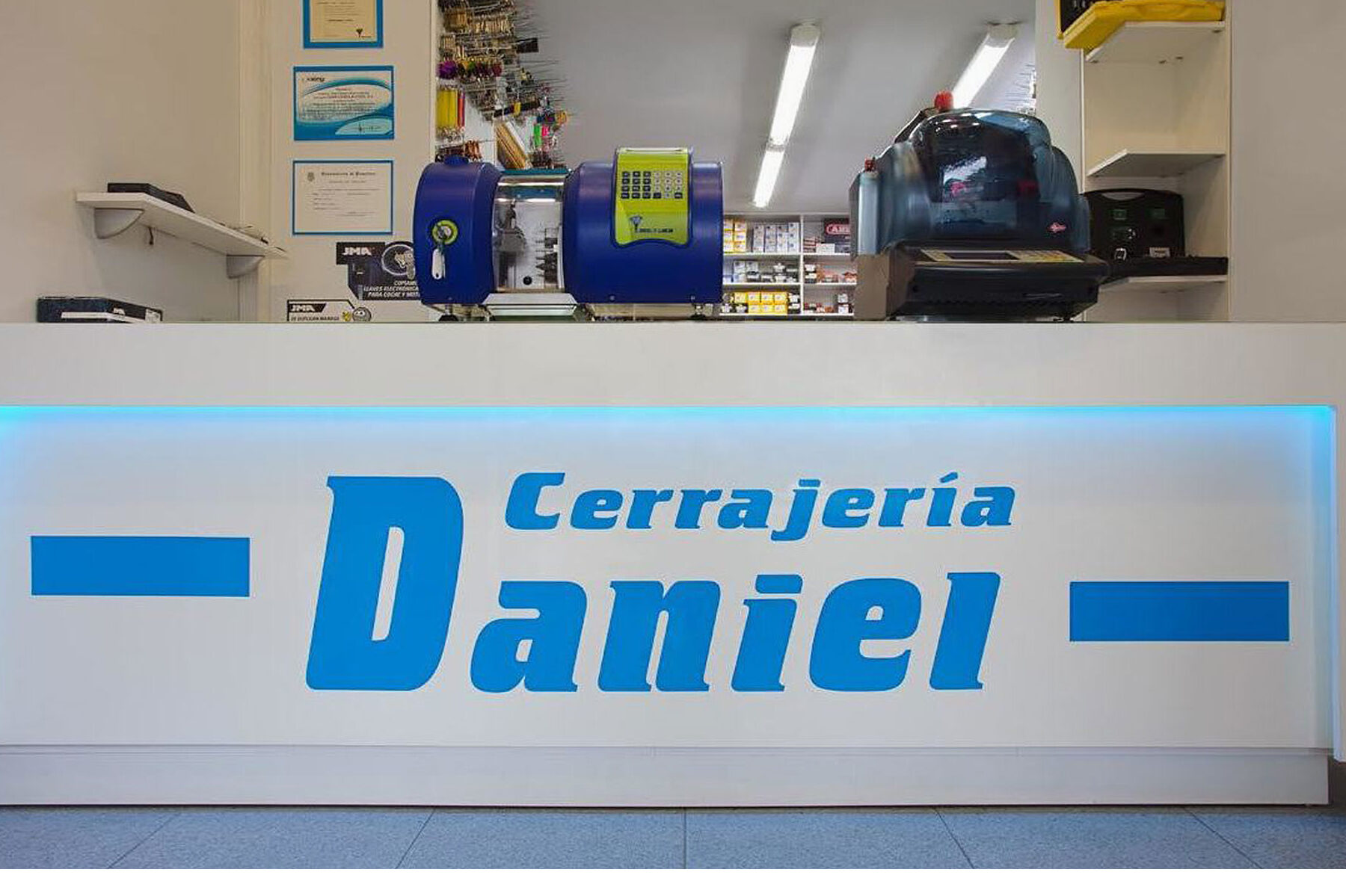daniel cerrajeria