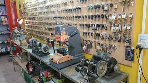 CERRAJERIA SEGURIDAD UNO