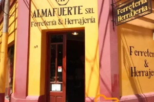 Ferretería y Cerrajería Sarmiento